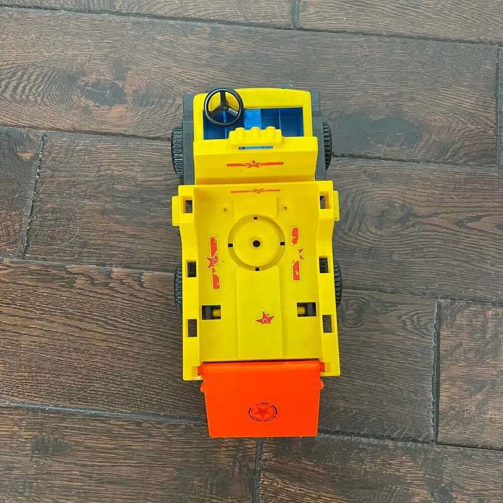 Vintage Fisher Price Husky Helpers Truck Yellow Tilting Flatbed 1979 No Car READ